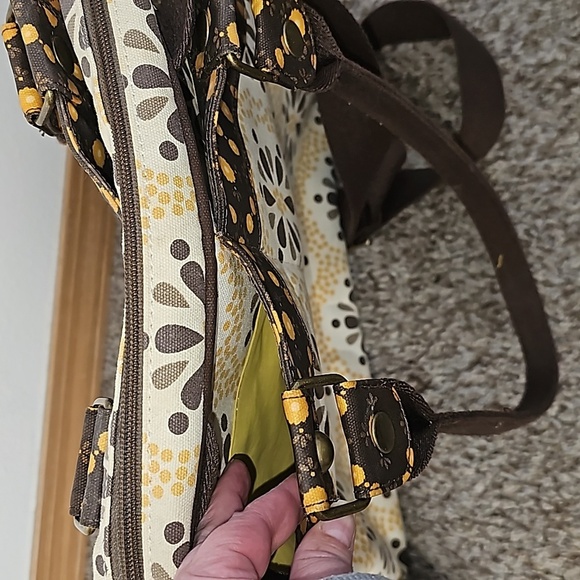 Petunia Pickle Bottom Convertible Backpack Bag - Picture 3 of 8